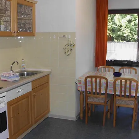 Ferienwohnungen Schroeder Apartamento *